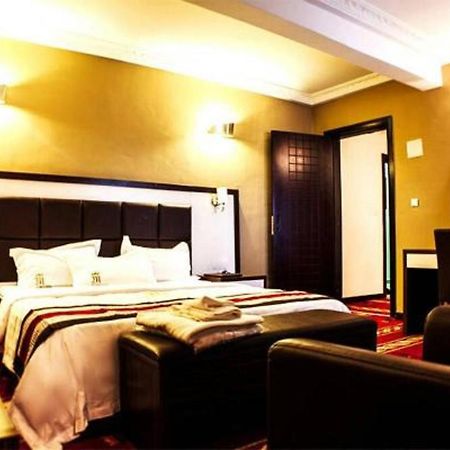 Mbayaville Hotel Douala Exterior foto